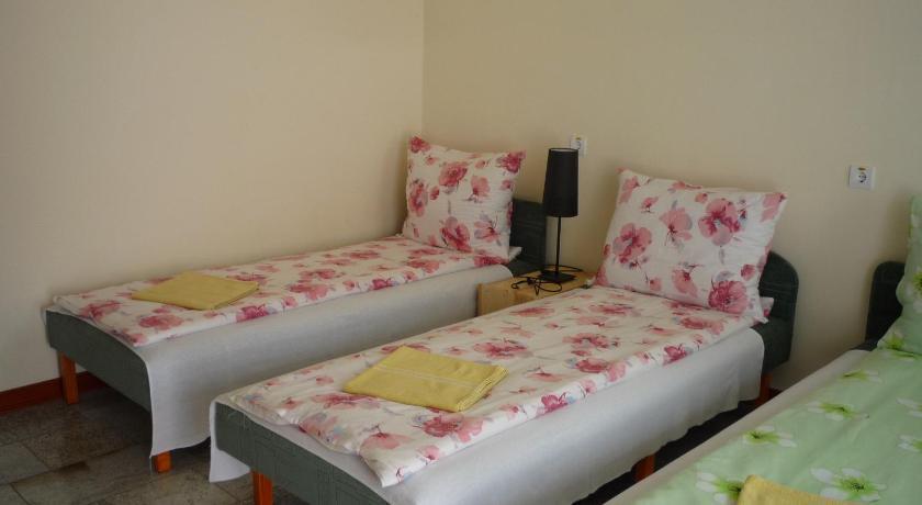 Morafeszek Vendeghaz Hotel Morahalom Room photo