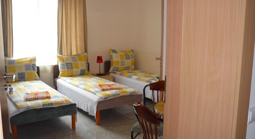Morafeszek Vendeghaz Hotel Morahalom Room photo